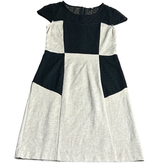 Lace colorblock dress. SM, Feminine,romantic,classic,event,boss lady,career EC - Picture 11 of 11